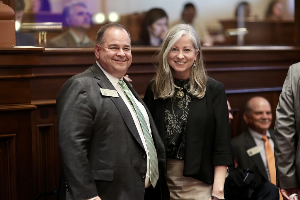 Rep. Devan Seabaugh and Rep. Leesa Hagan on Sine Die 2023